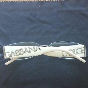 Dolce & Gabbana frame